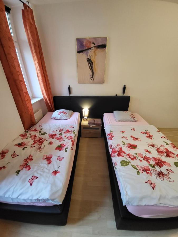Privatunterkunft Apartmentzimmer *